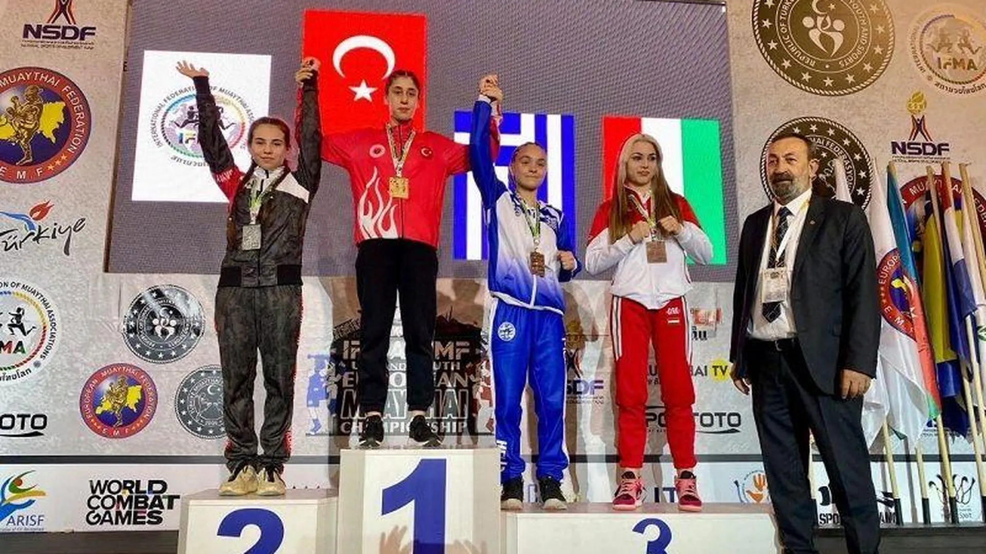 Спортсменка из Подмосковья завоевала серебро на Первенстве Европы по тайскому боксу