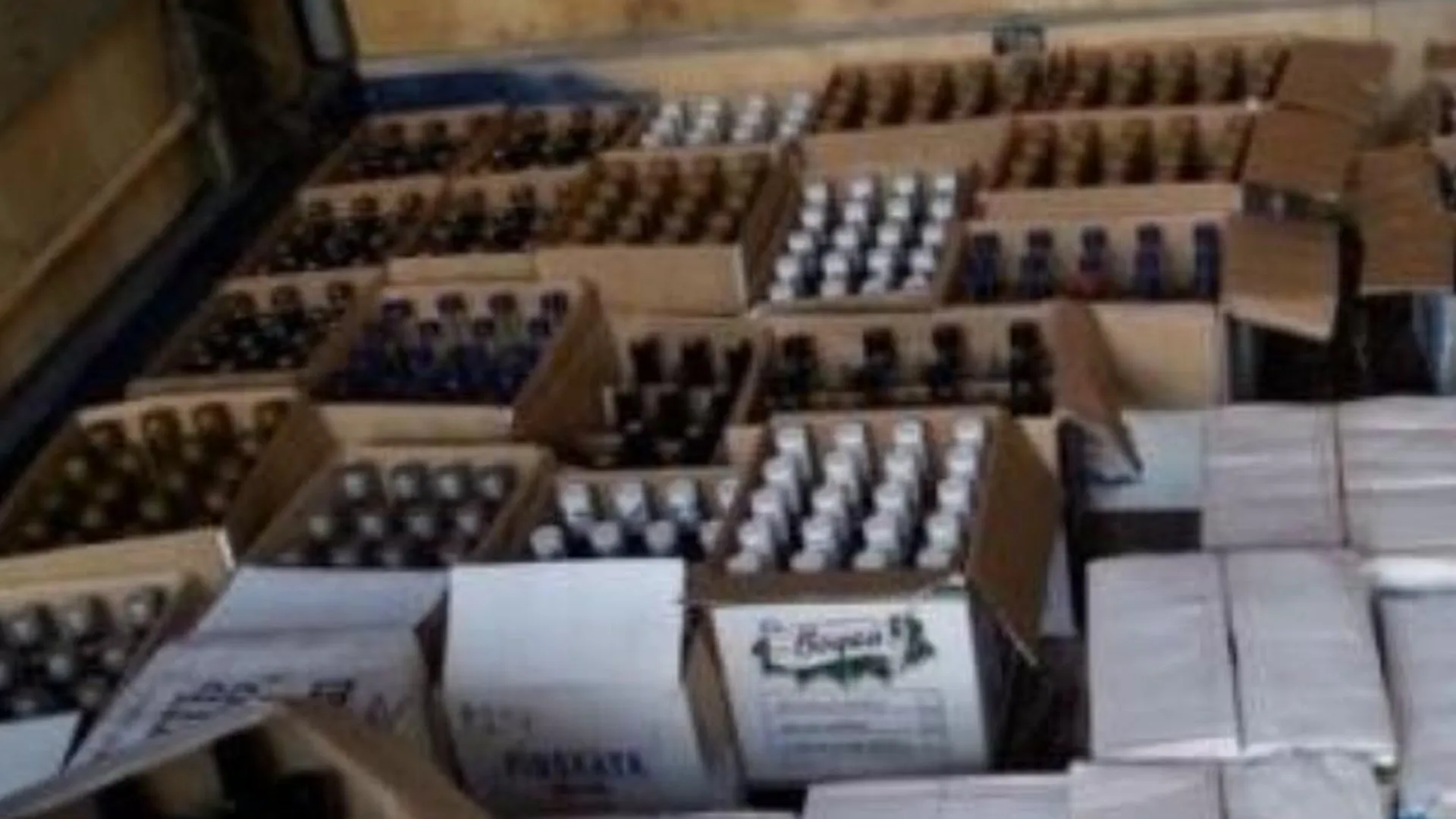 Контейнер с поддельным алкоголем на сумму 1,7 млн рублей нашли в Лотошине