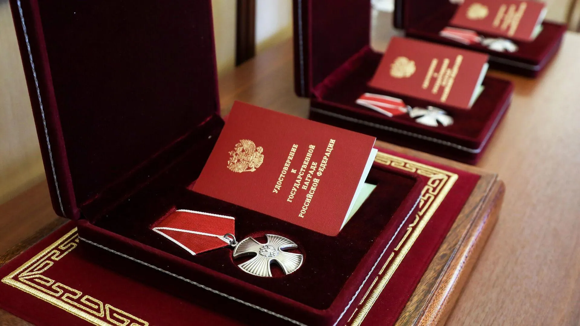 Путин наградил военкора Еремина орденом Мужества посмертно