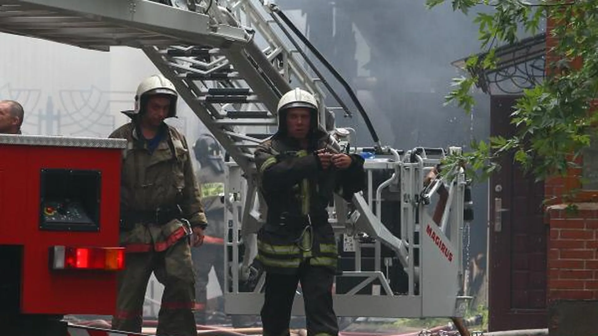 На юге Москвы произошел пожар в Троицкой церкви