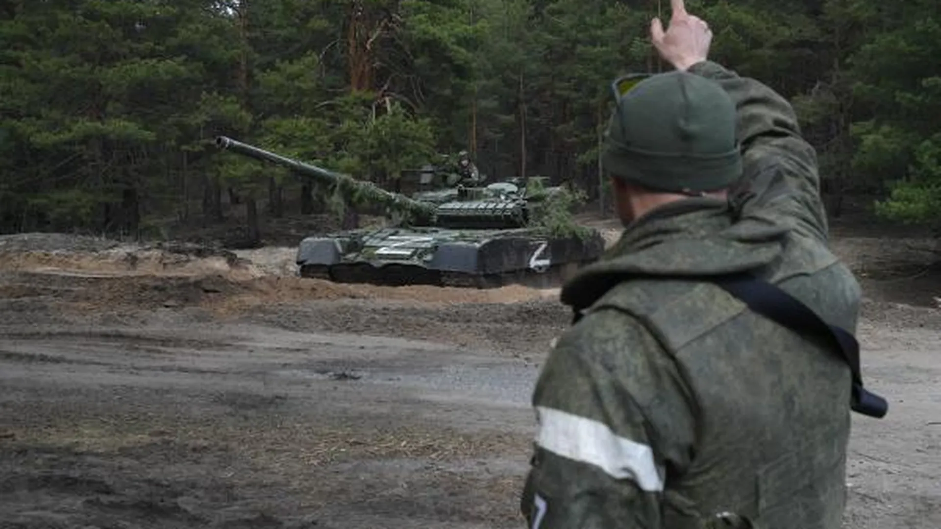 Танкисты с закрытых позиций уничтожили опорные пункты ВСУ около Белгородской области