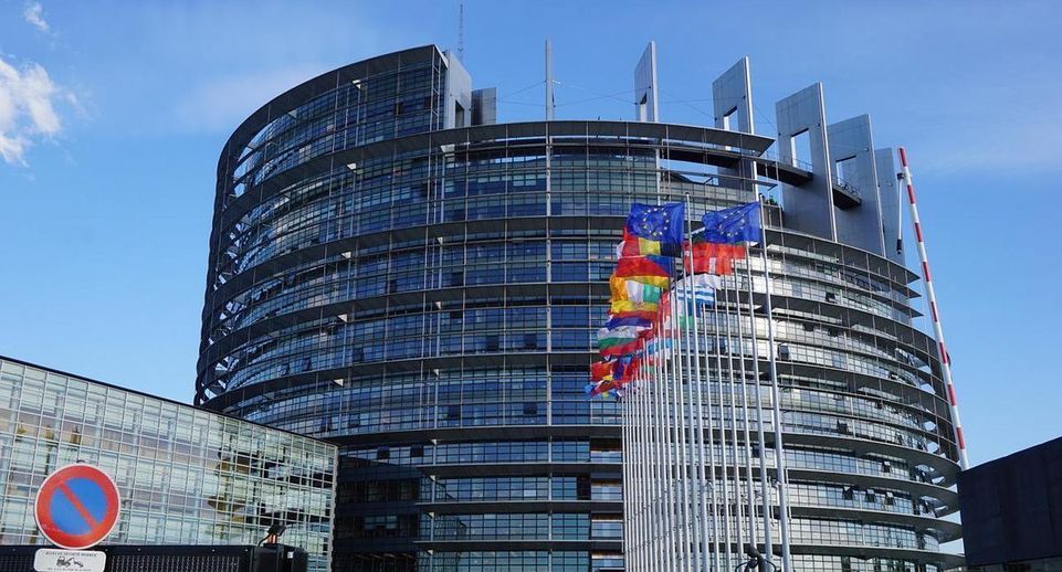 Reuters: ЕС предложил добавить 52 организации в 14-й пакет санкций против России