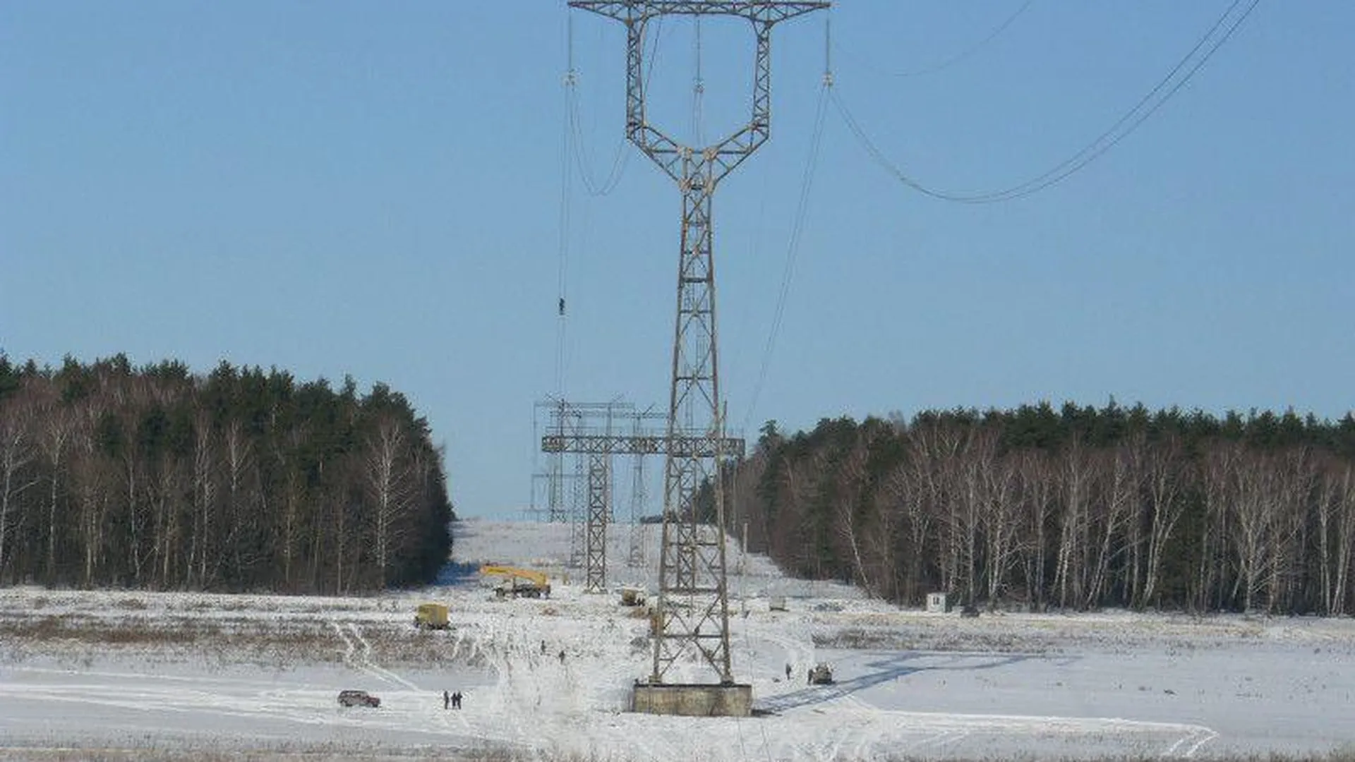 В Московском регионе укрепили 134 фундамента опор линий электропередачи