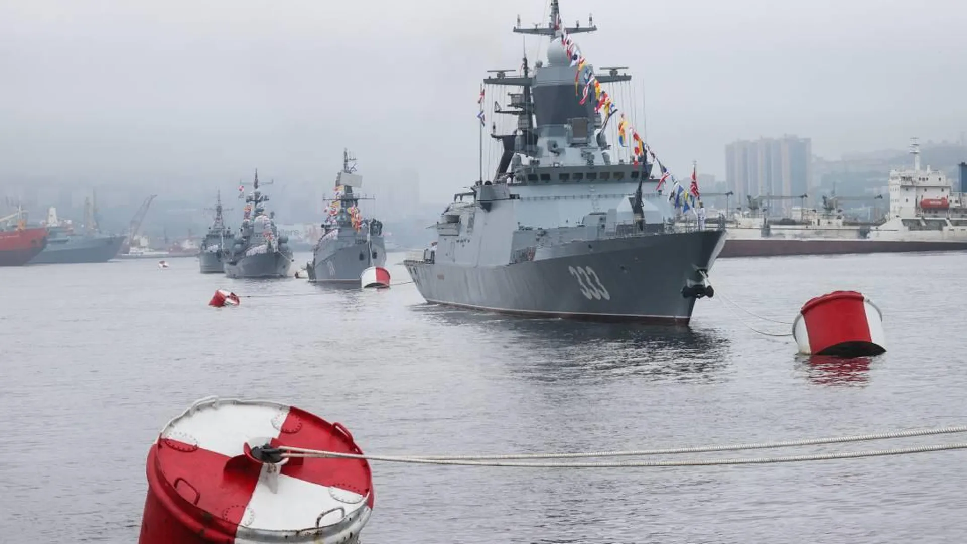 Япония выразила протест России в связи с военными учениями близ Курил