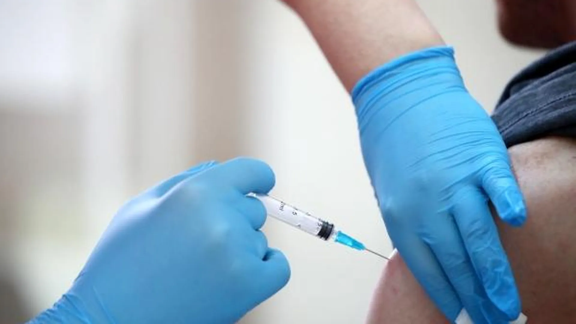 Терапевт Кондрахин прокомментировал необходимость вакцинации против менингококковой инфекции