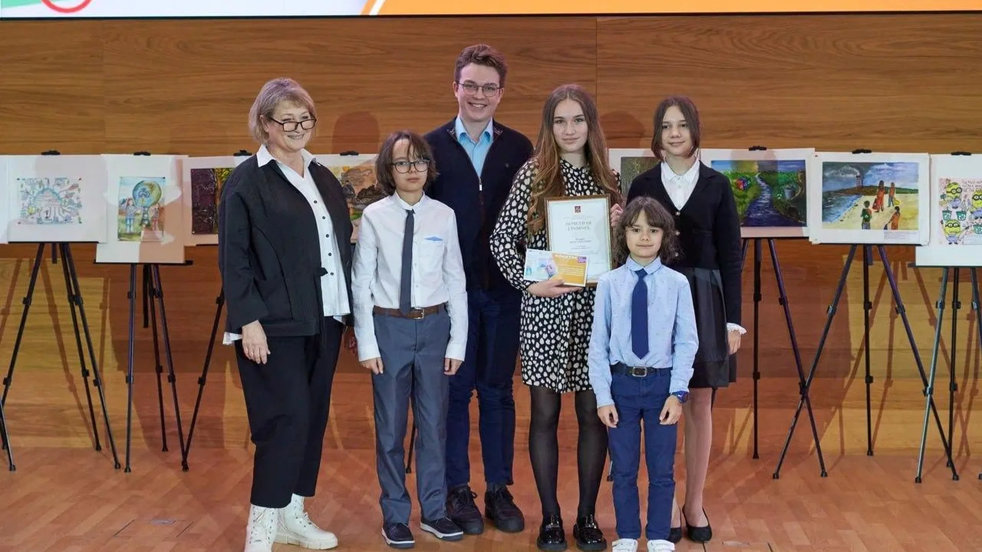 Реутовчанки София Кошкина и Диана Резвых победили на областном конкурсе «ЖКХ глазами детей»