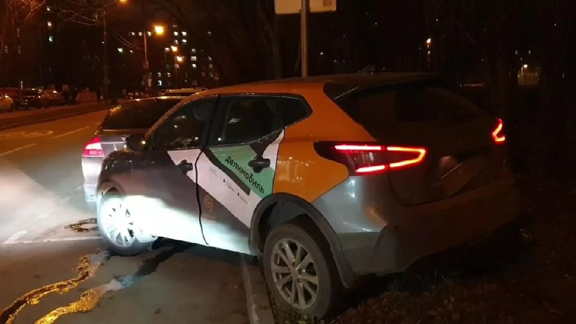 Автоледи на каршеринге устроила погоню с ДПС в Москве