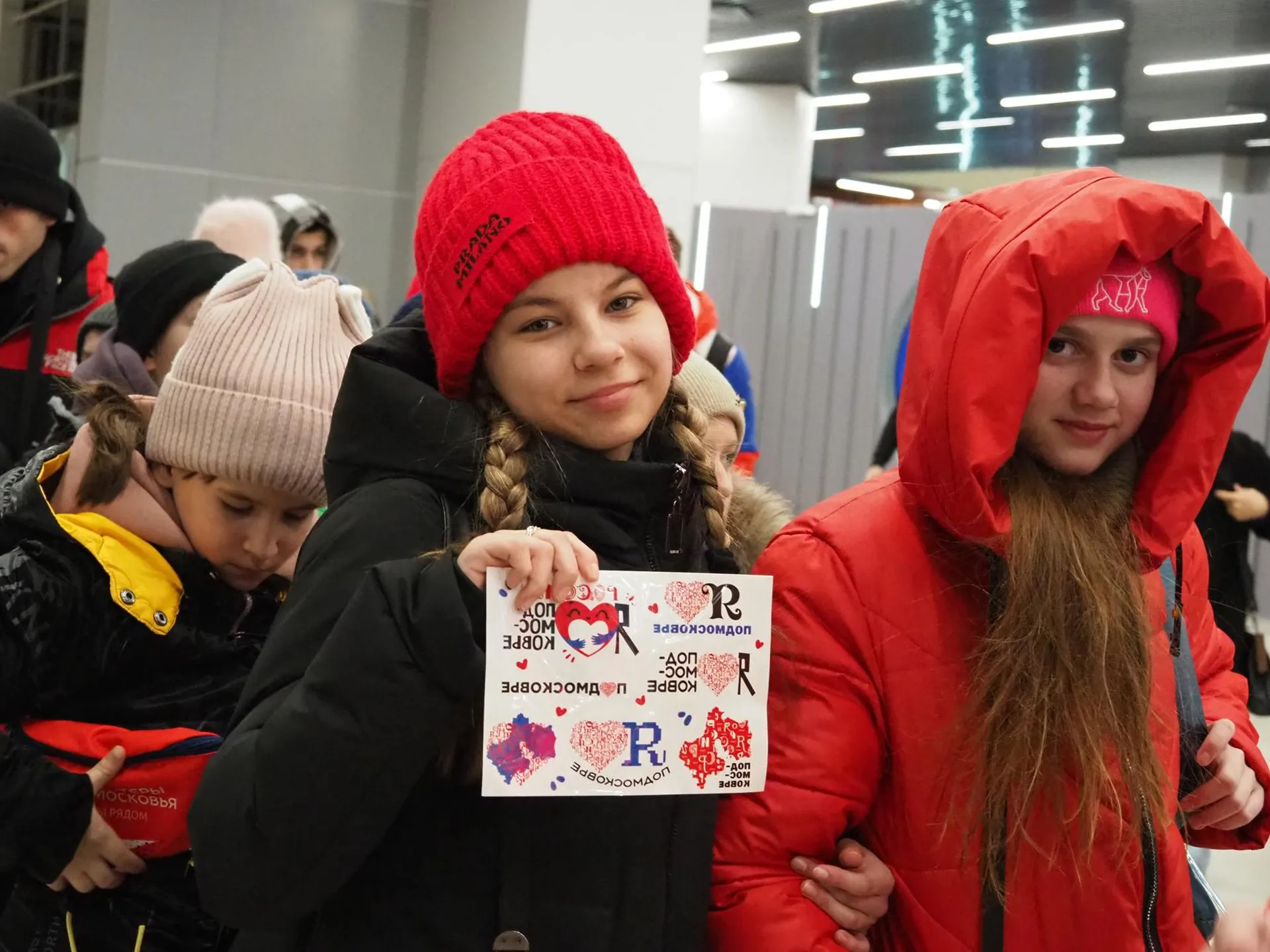 Детям из Луганска провели увлекательную экскурсию по Подмосковью