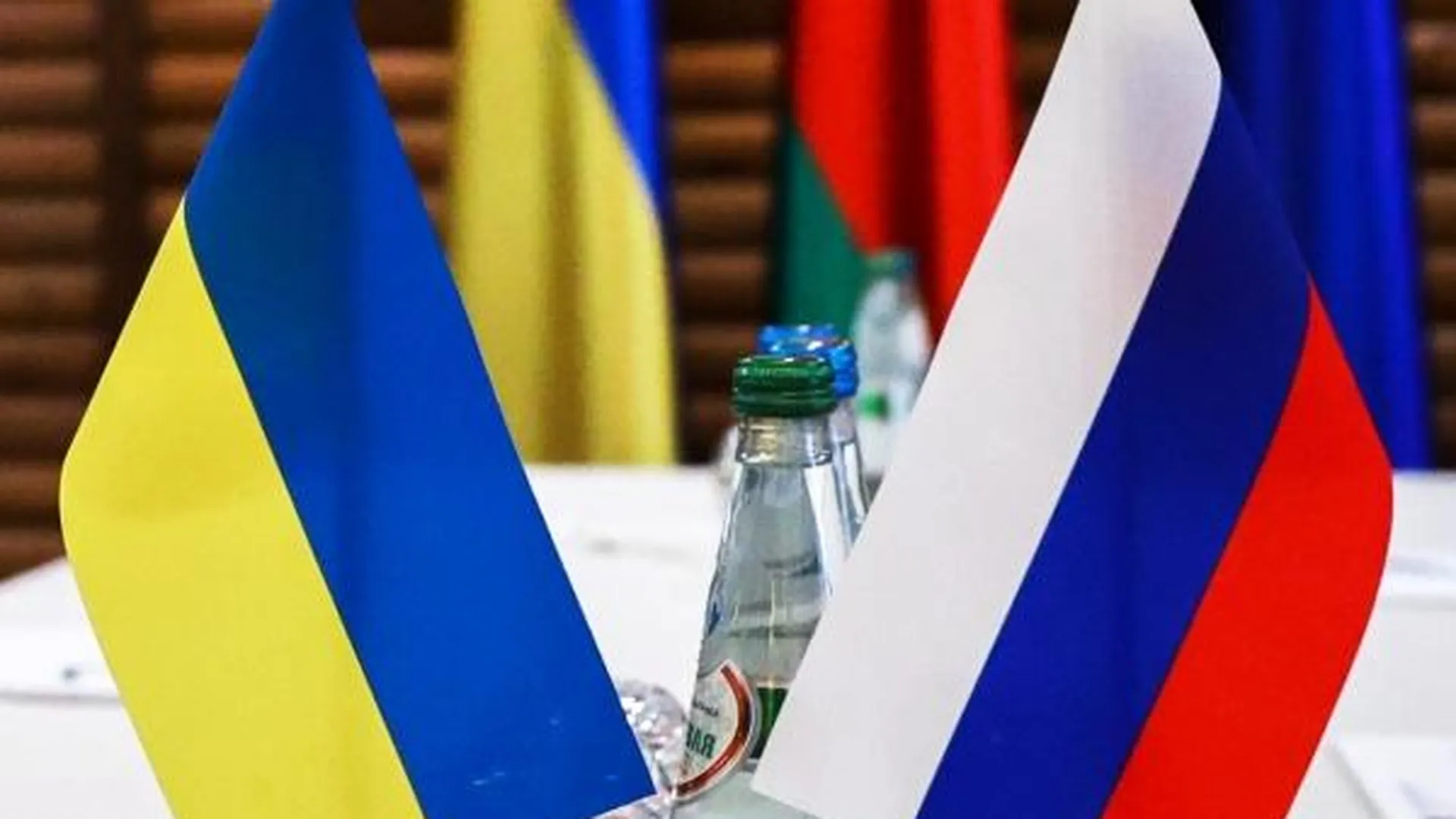 Очередная ложь Украины? Арахамия заговорил о референдуме, чтобы дать передышку ВСУ