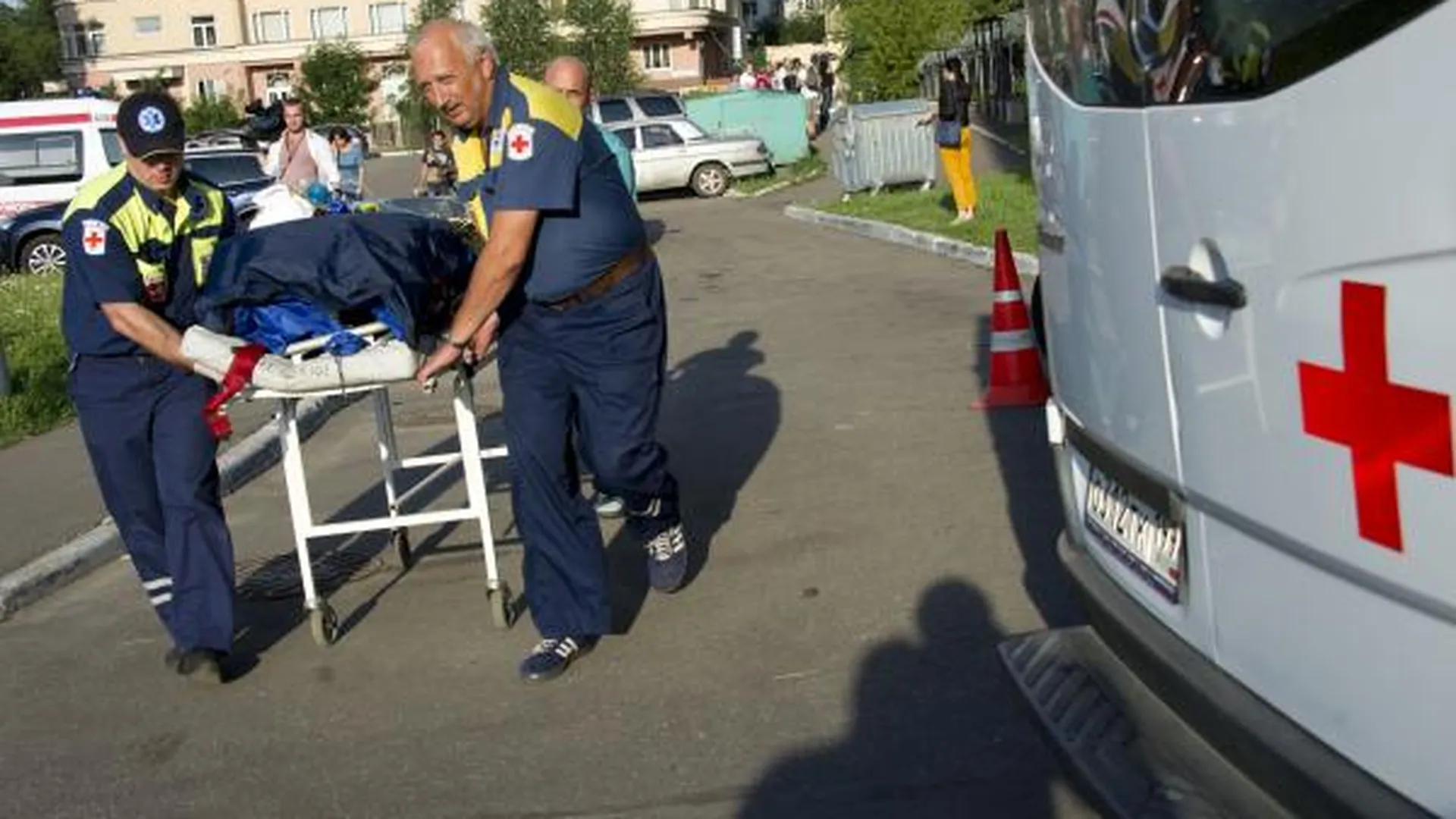 Фура сорвала с иномарки крышу в Одинцовском районе, водитель легковушки погиб