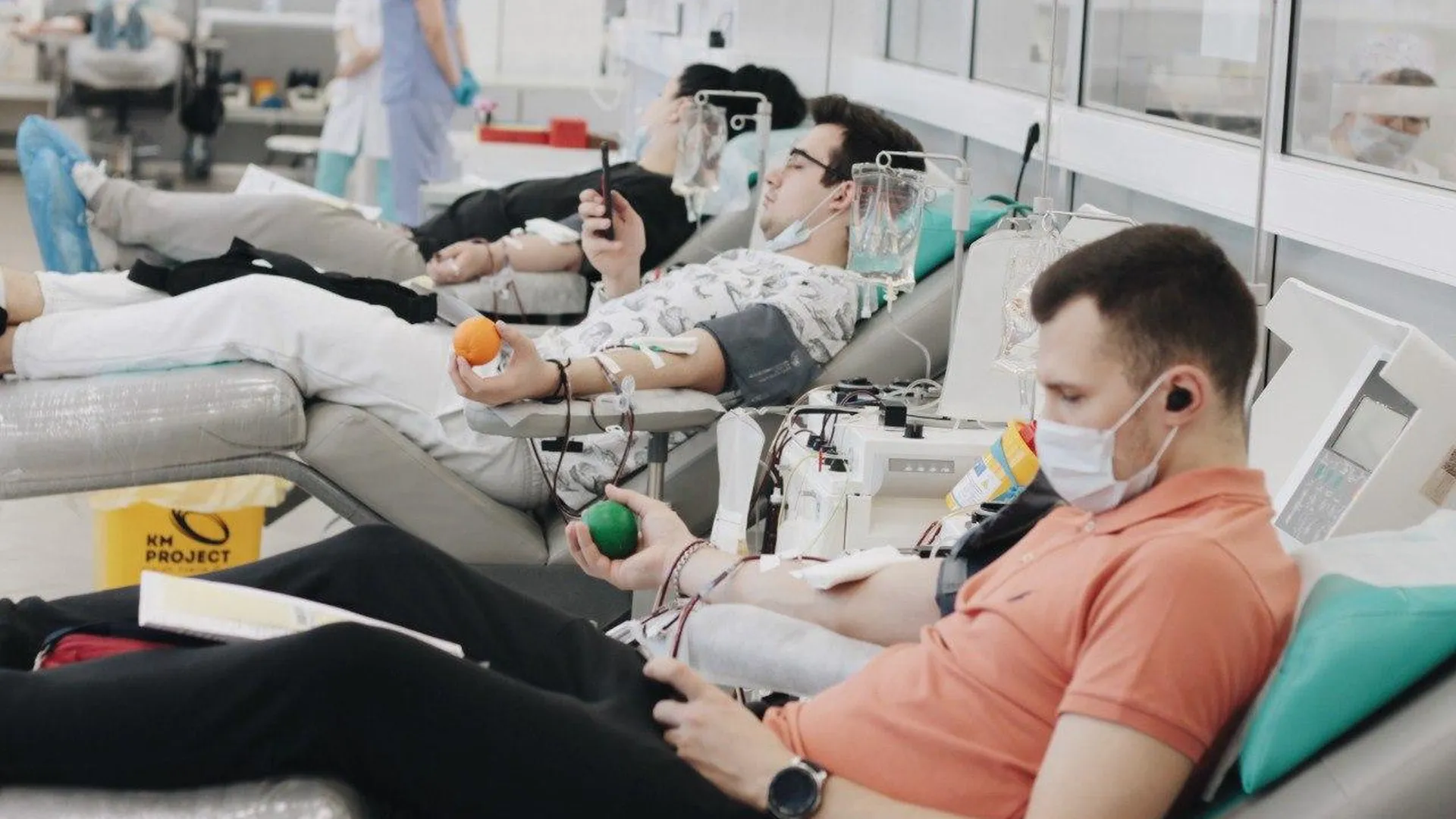 Свыше двадцати тонн донорской крови и ее компонентов заготовили в Подмосковье в этом году