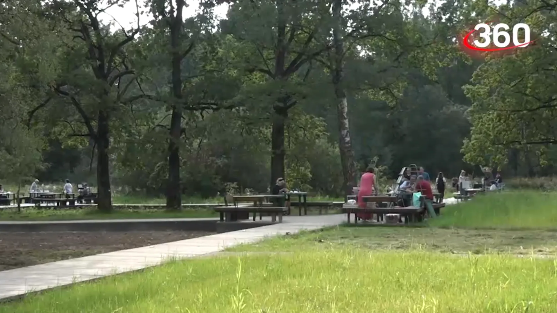 «Очень здорово». Фрязинский парк после благоустройства стал местом притяжения молодежи