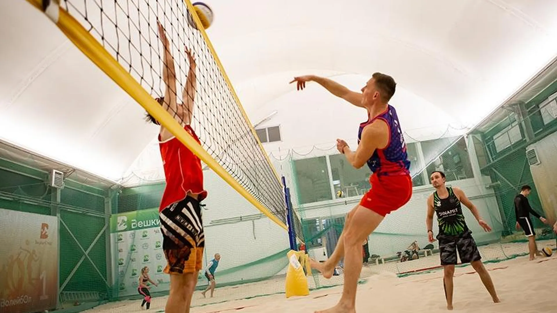 Пляжный волейбол, футбол, теннис "ВЕШКИ"/vk.com