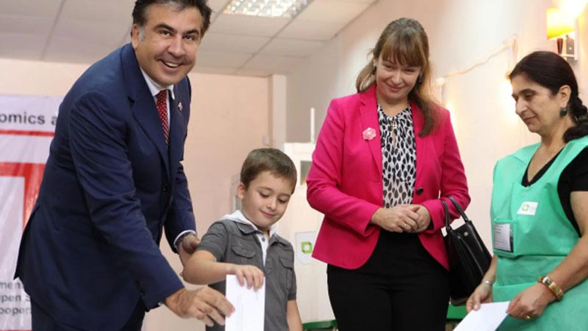 Супруга Саакашвили решила отказаться от депутатского мандата в парламенте Грузии