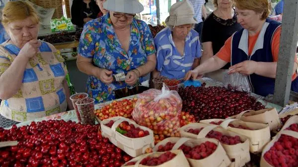 Крымская черешня стала хитом на прошедших Ценопадах