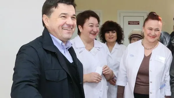 Губернатор остался доволен детской поликлиникой в Наро-Фоминске