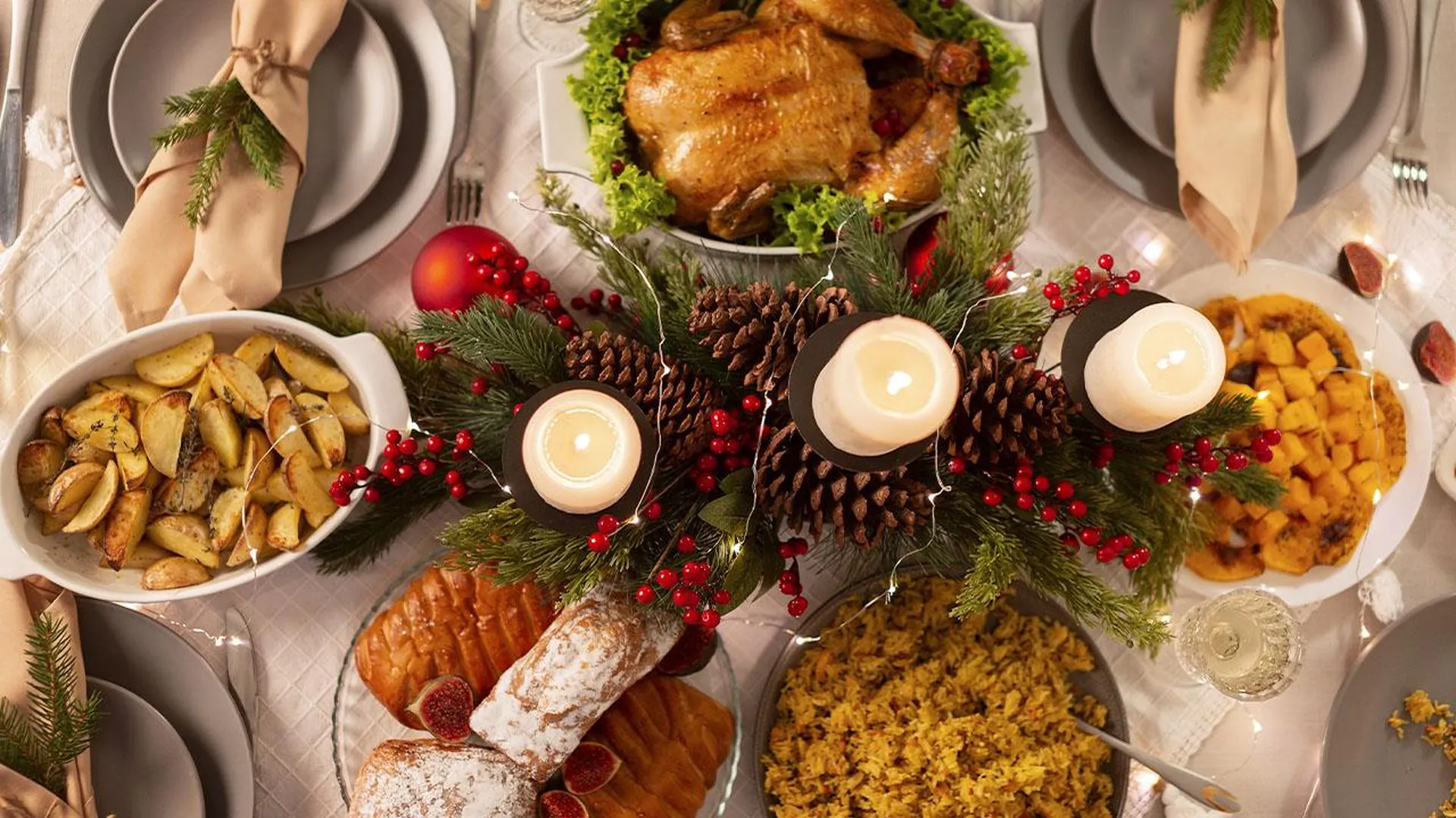 «Главное — тщательно пережевывайте»: выяснилось, как сделать новогодний стол менее калорийным