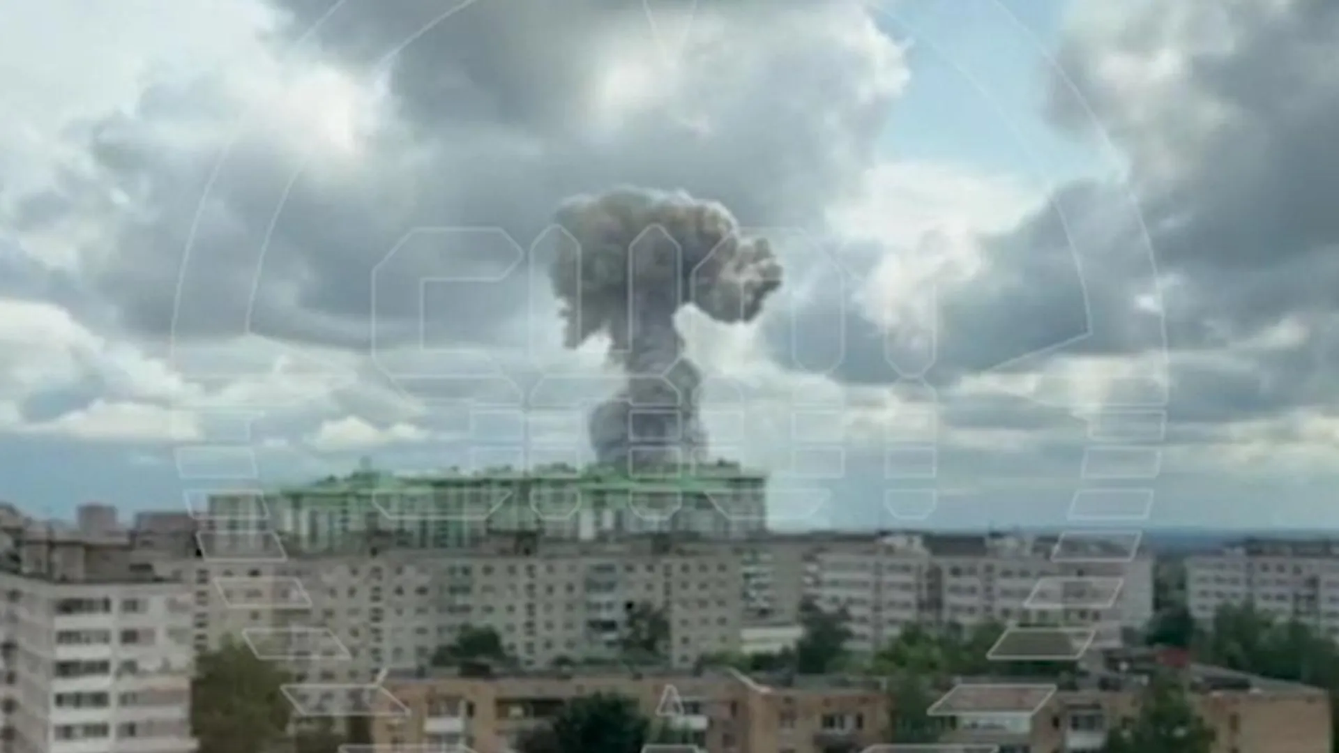 Мощный взрыв прогремел на одном из заводов в подмосковном Сергиевом Посаде