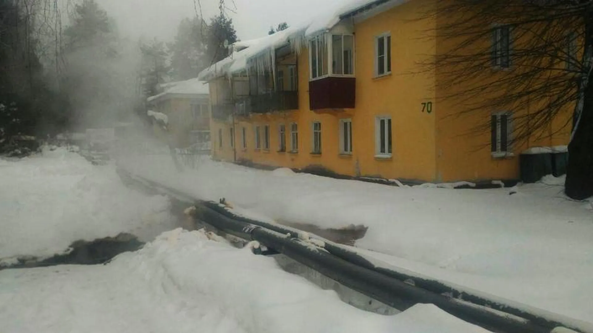 Сантехники спасли жителей бывшего военного городка под Сергиевым Посадом от потопа