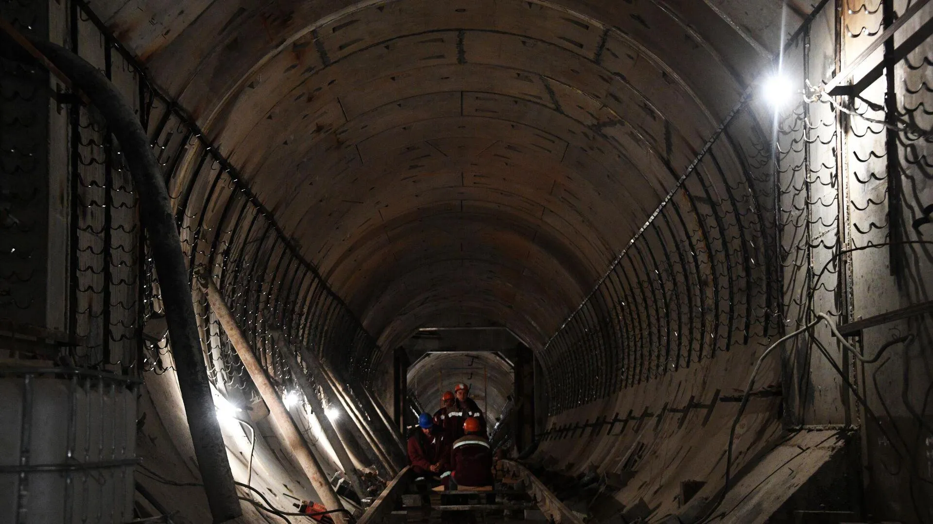 Рабочий умер при строительстве ветки метро в Петербурге