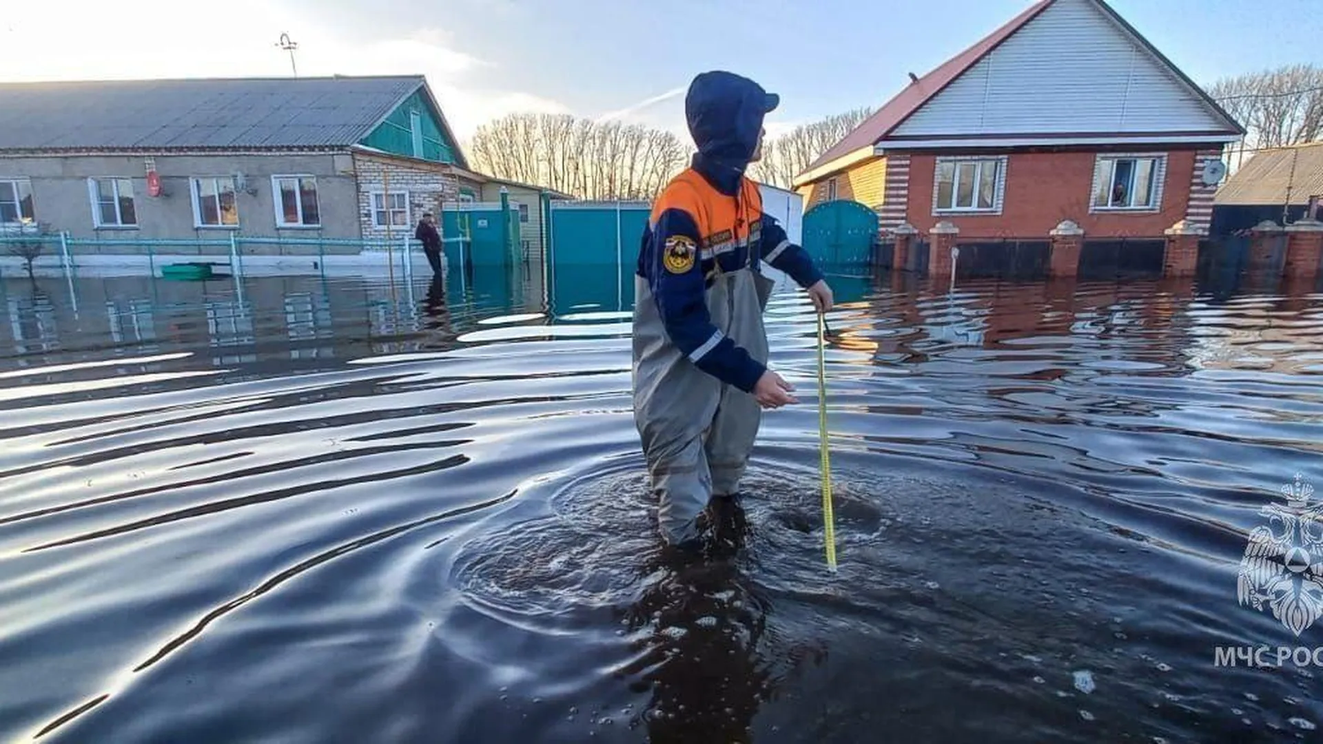 Режим ЧС ввели в пяти районах Челябинской области из-за паводков
