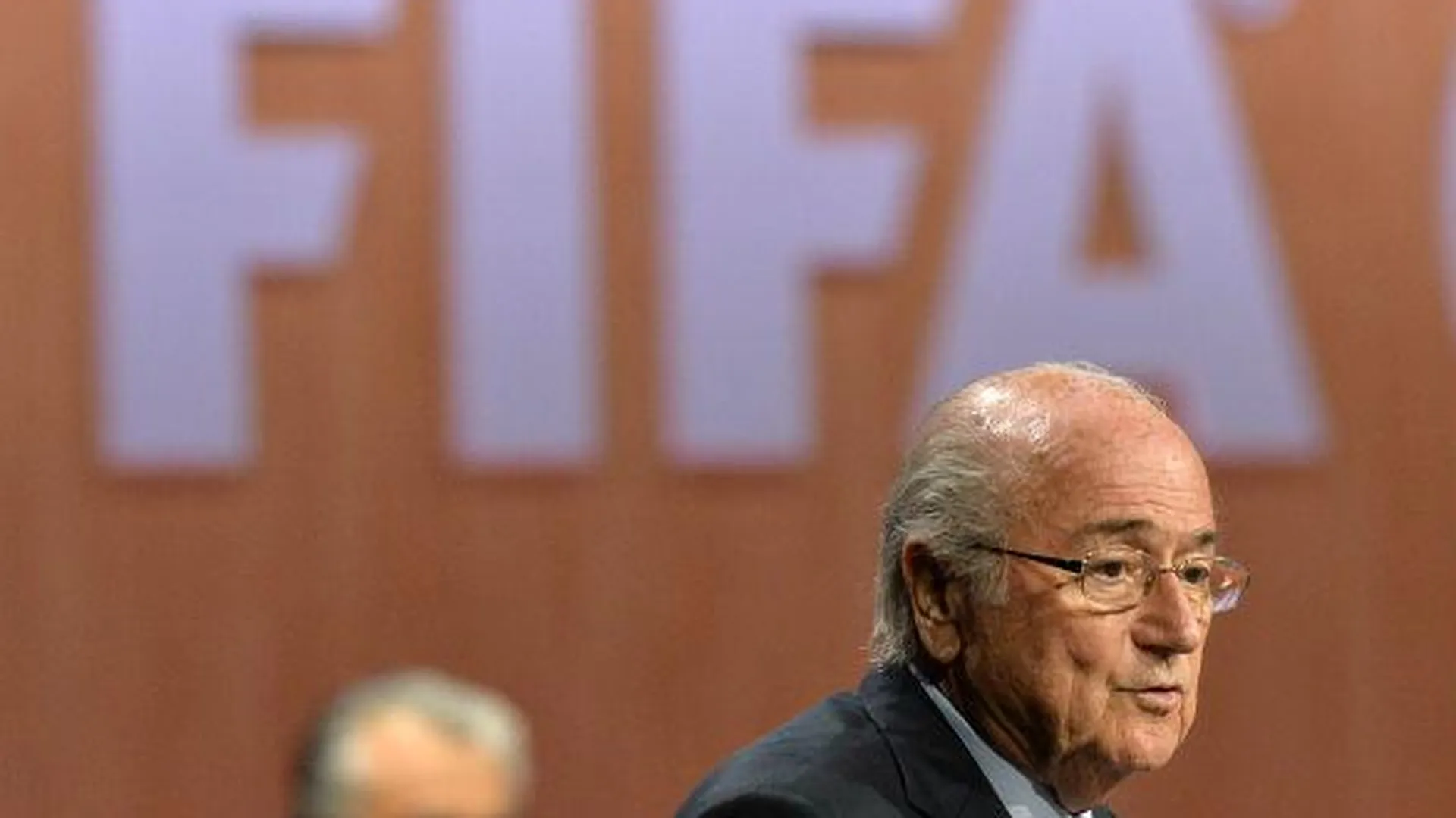 Выборы главы ФИФА переносить не будут – они пройдут 26 февраля