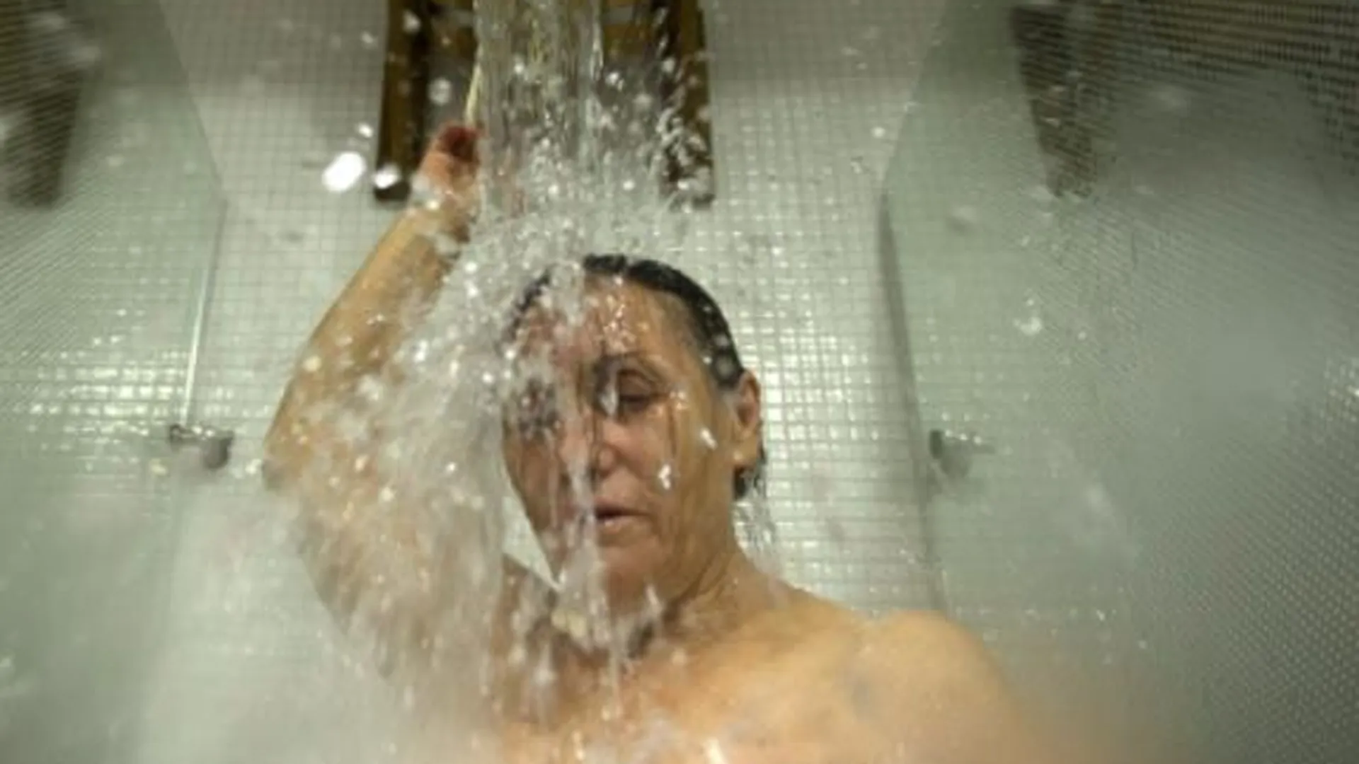 Москвичка лишилась миллиона рублей пока мылась в душе