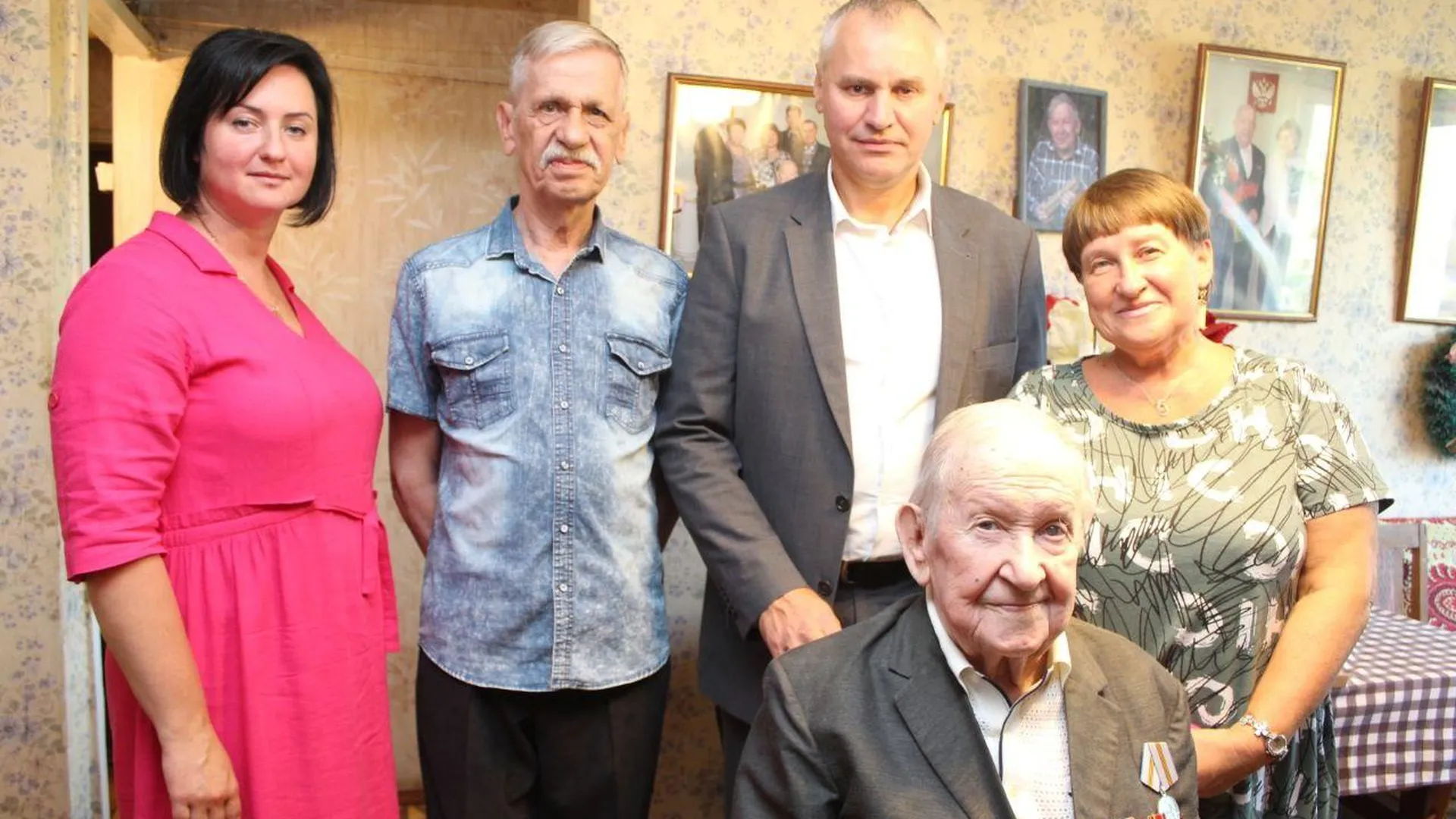 Глава Фрязино поздравил ветерана Великой Отечественной войны с 95-летием