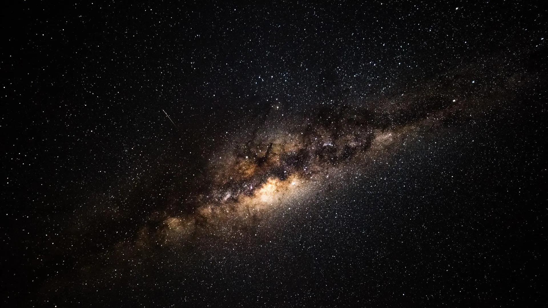 Ученые Дубны и США увидели в метеорите возможные признаки занесенной на Землю жизни из космоса