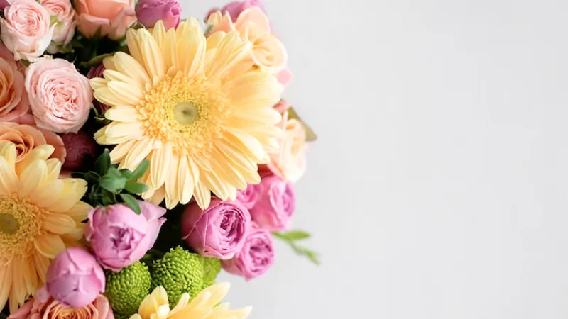 Флорист рассказала, как мужчина может выразить свои чувства с помощью букета цветов