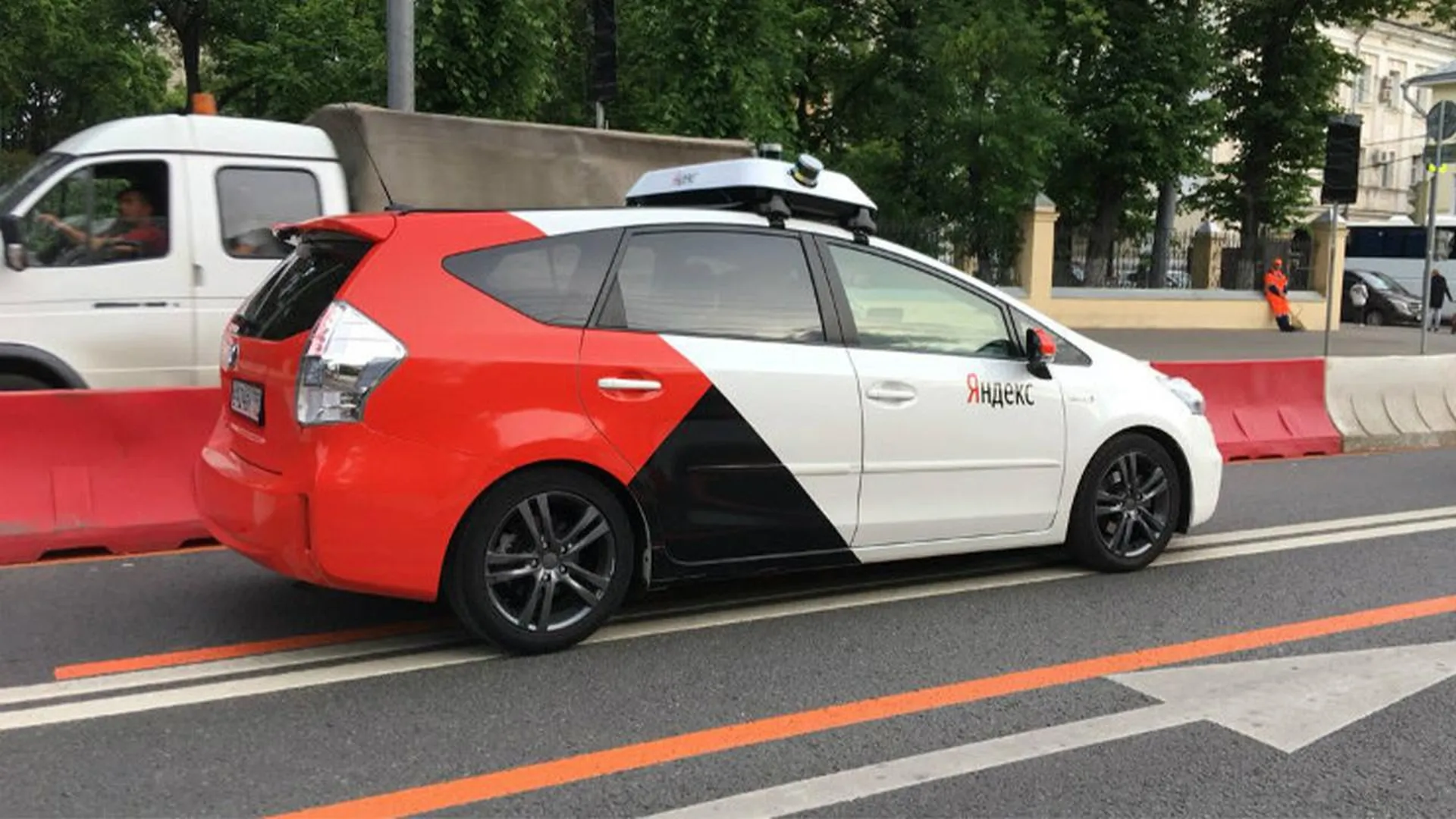 «Нельзя доверять»: автоэксперт раскритиковал новый смелый эксперимент «Яндекса» с такси