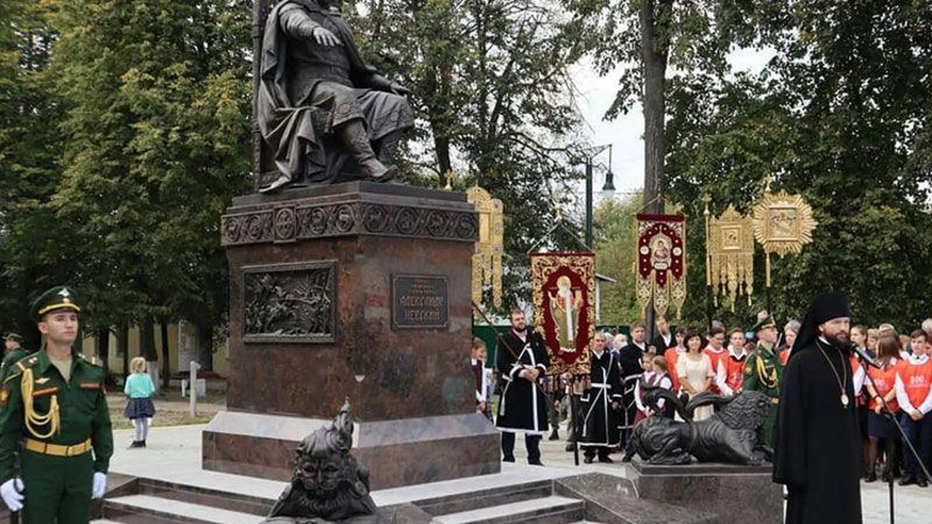 В Егорьевске открыли памятник князю Александру Невскому