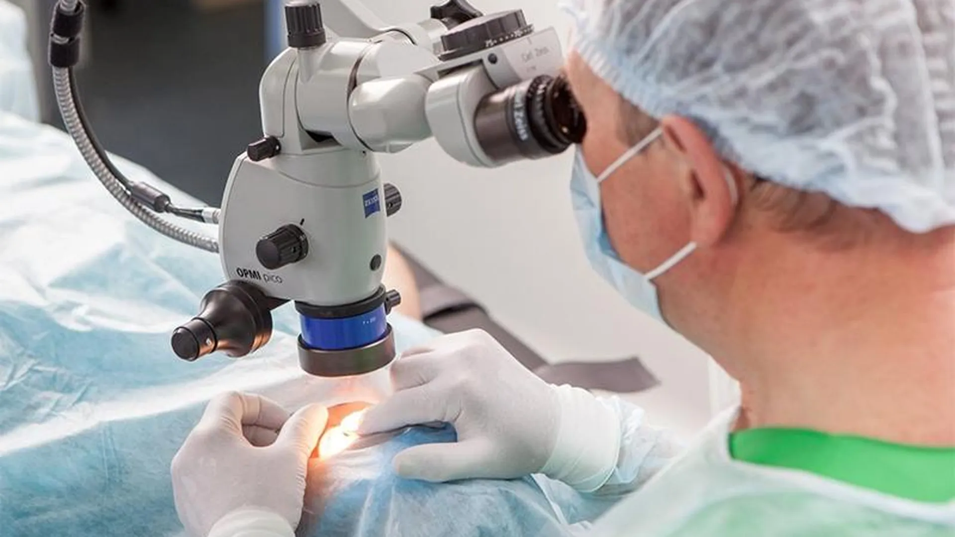 Пациенту из Ивантеевки врачи спасли зрение, вытащив кусок железа из глаза