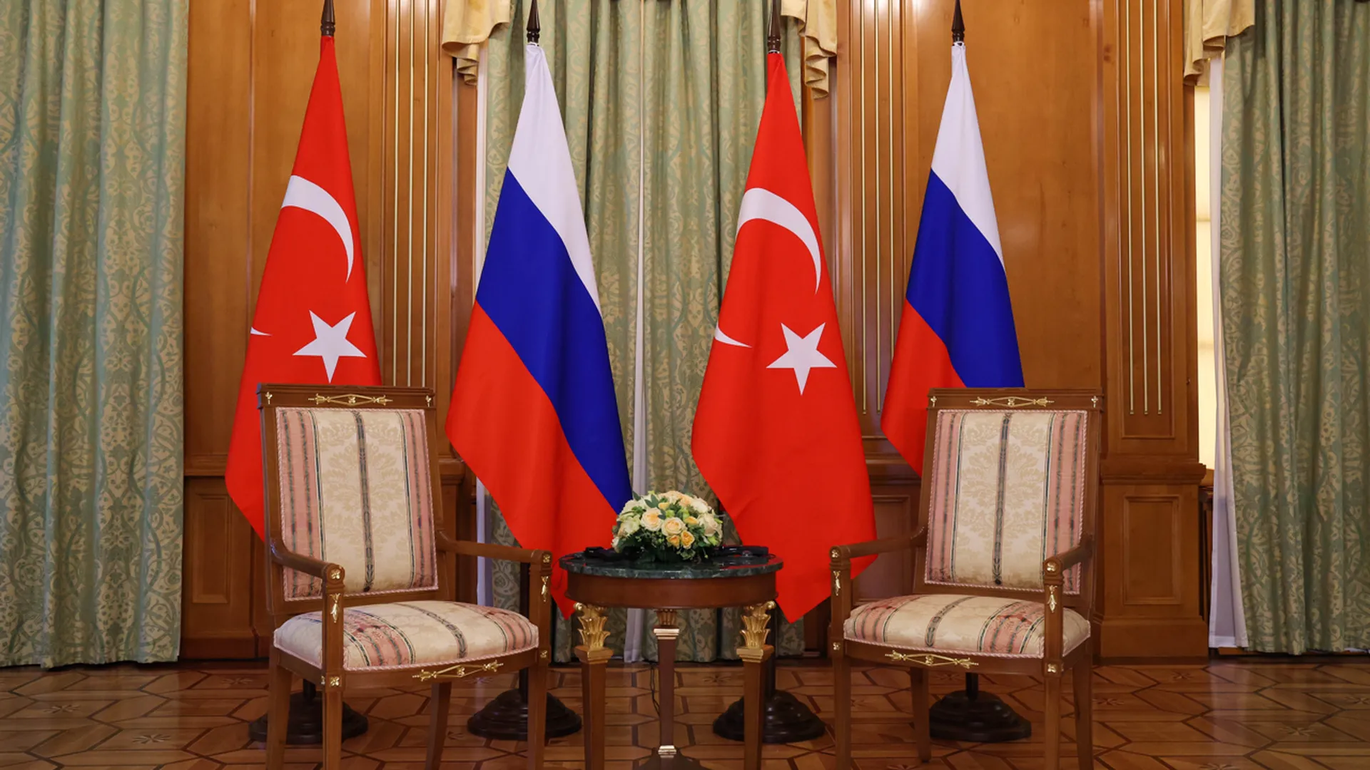 Политолог заявил, что у РФ могут быть проблемы в случае победы Кылычдароглу на выборах в Турции