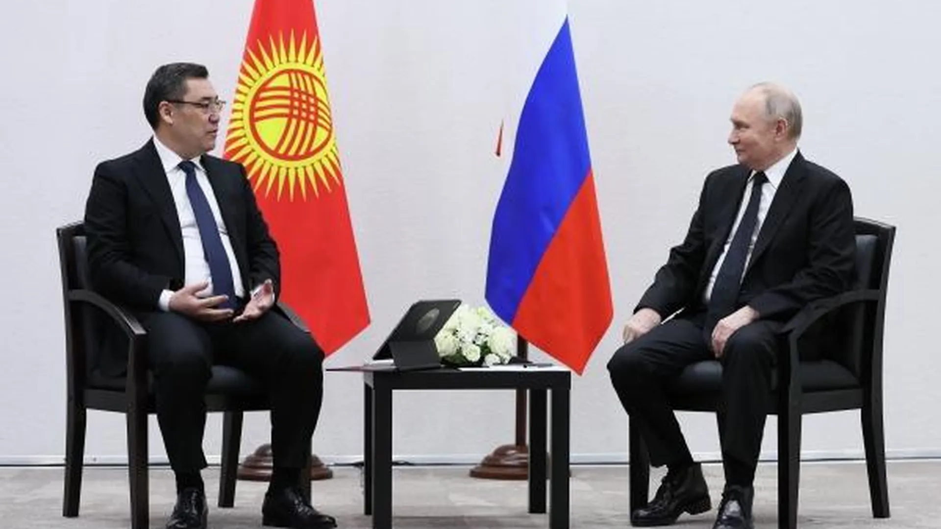 Путин в Казани встретился с президентом Киргизии