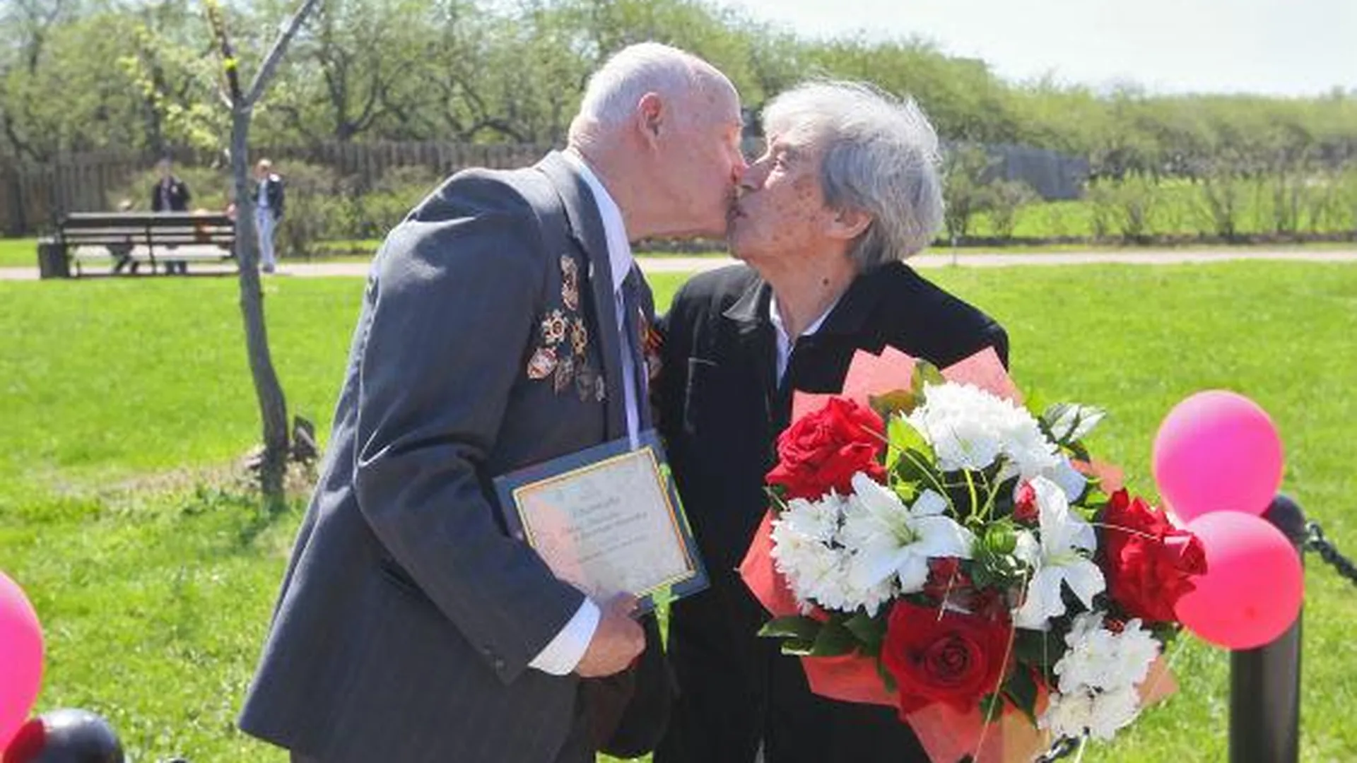 Супругов-ветеранов поздравили с юбилеем семейной жизни в Королеве