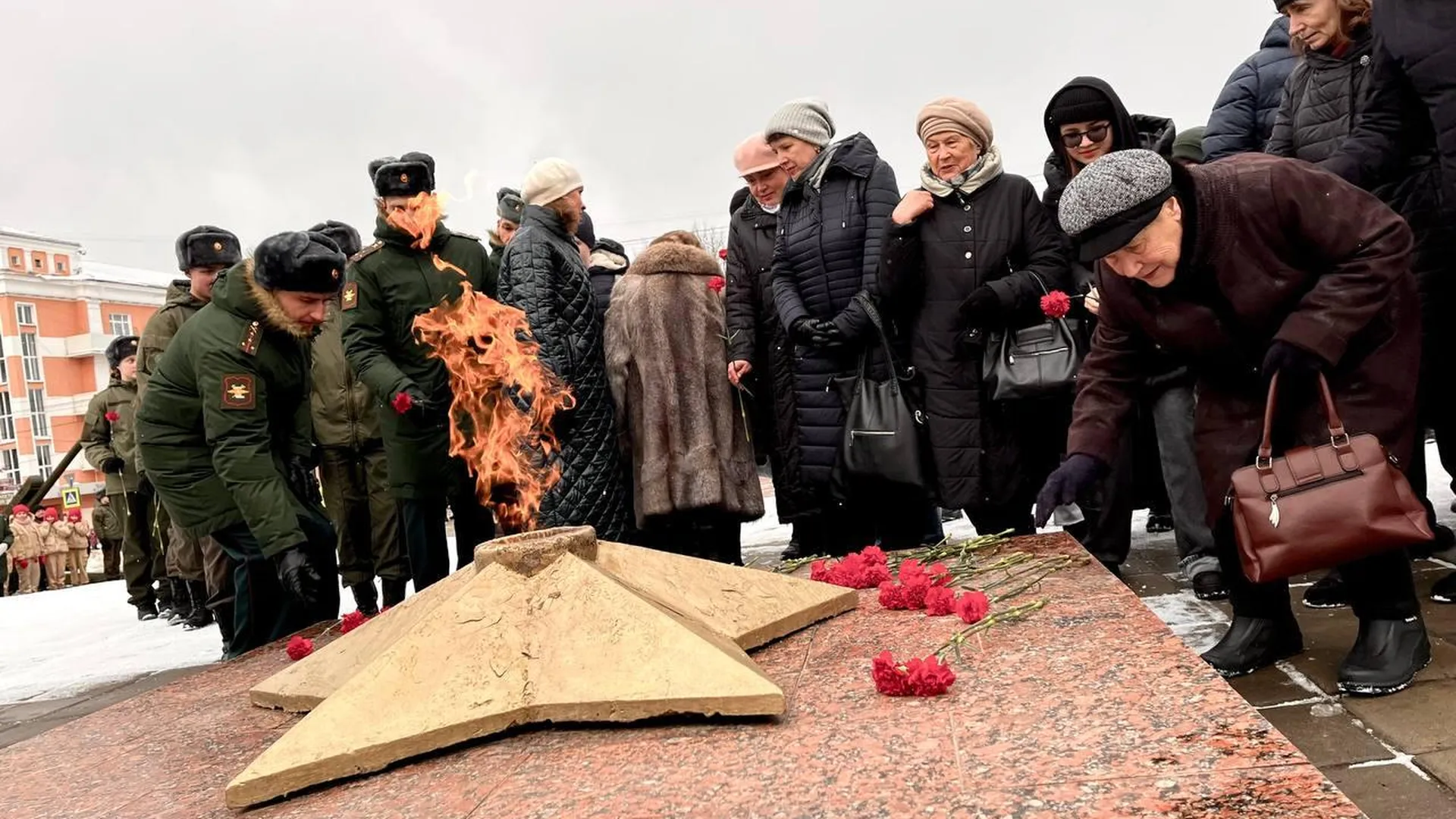 Память героев Сталинградской битвы почтили на митинге в Ногинске