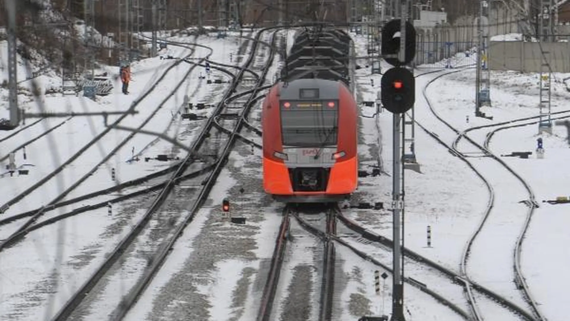 Неизвестные нарушили работу железнодорожного переезда Голицыно-Одинцово