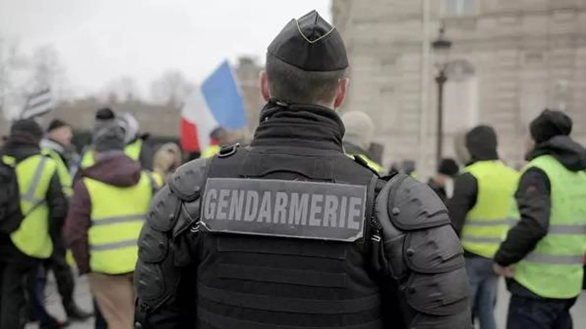 Максимальный уровень террористической угрозы объявили во Франции после убийства в Ницце