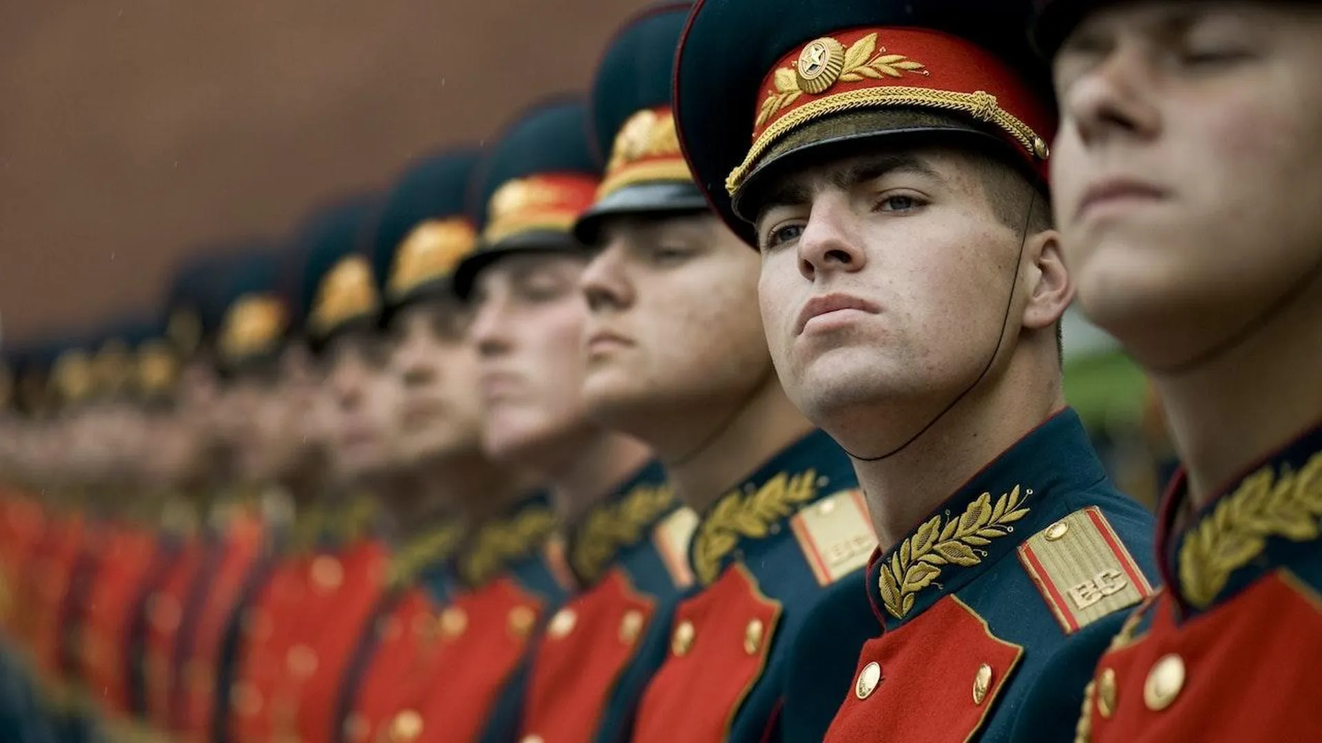 Депутат ГД Арефьев призвал убрать «эффективных менеджеров» из армии