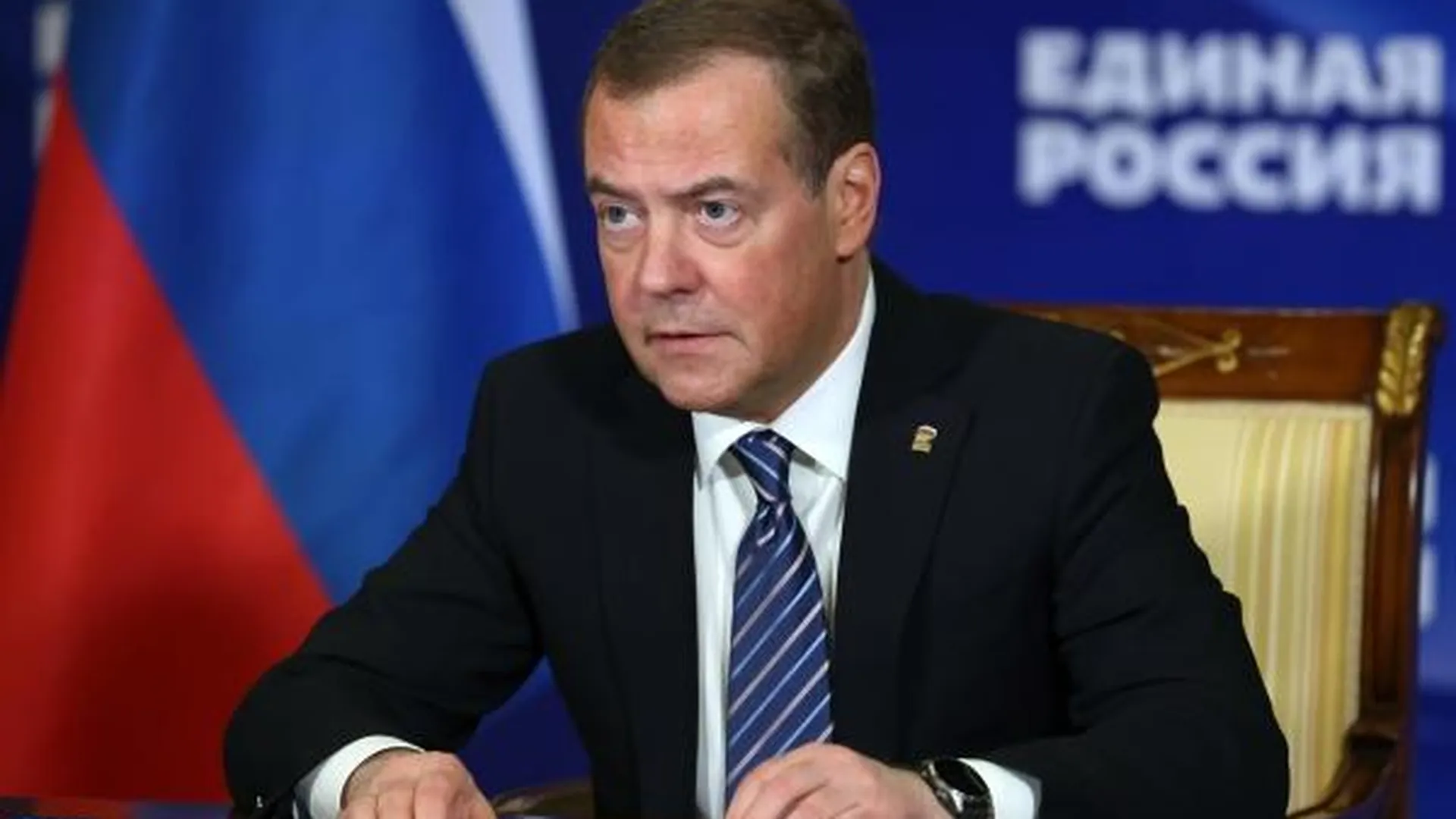 Медведев заявил, что Польша должна перестать существовать для России