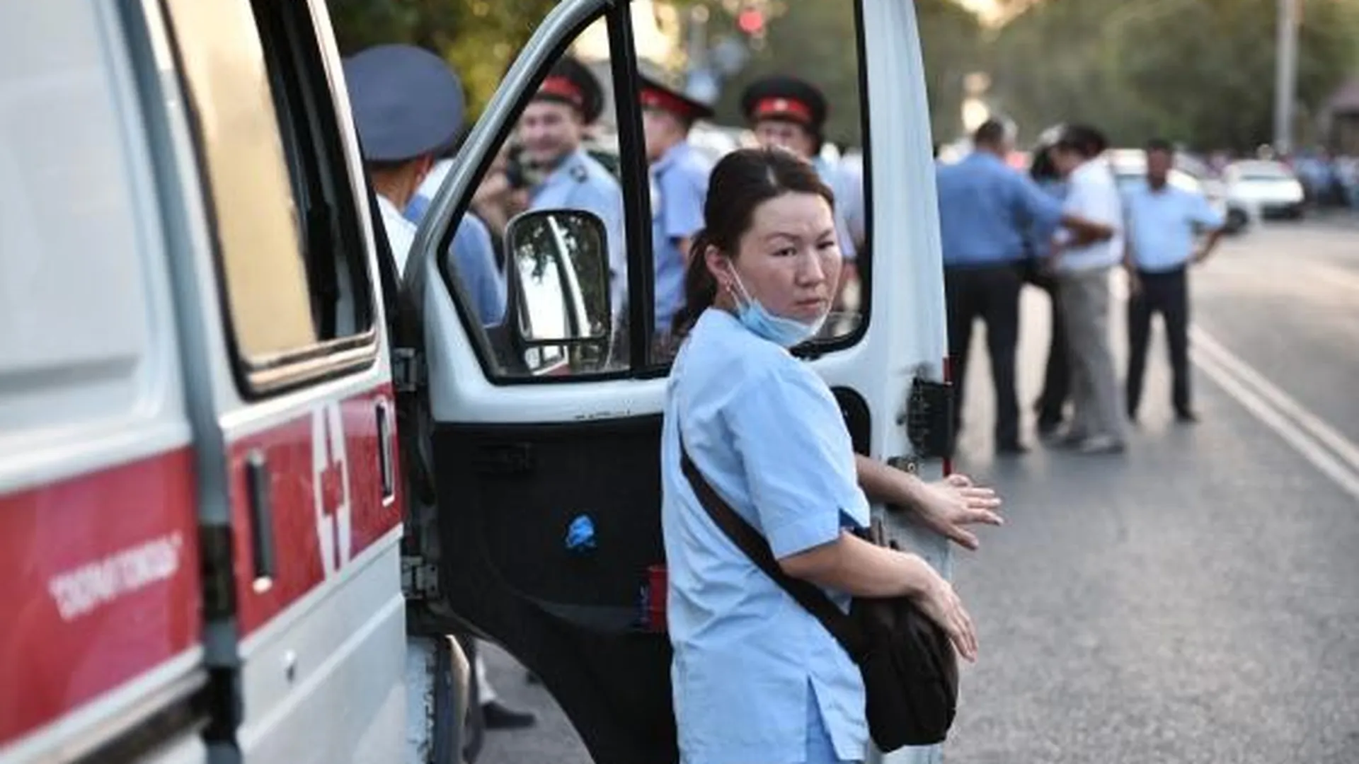 Фургон с мороженым задавил 29 детей в Киргизии, семеро попали в реанимацию