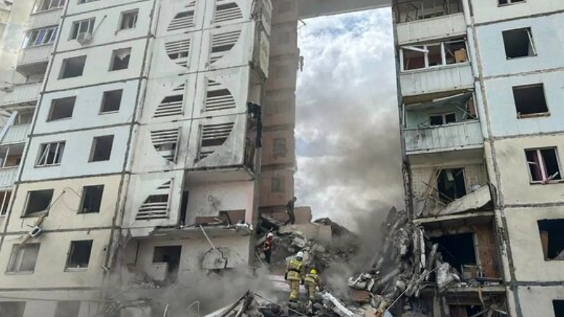 Число погибших после обрушения дома в Белгороде выросло до 13