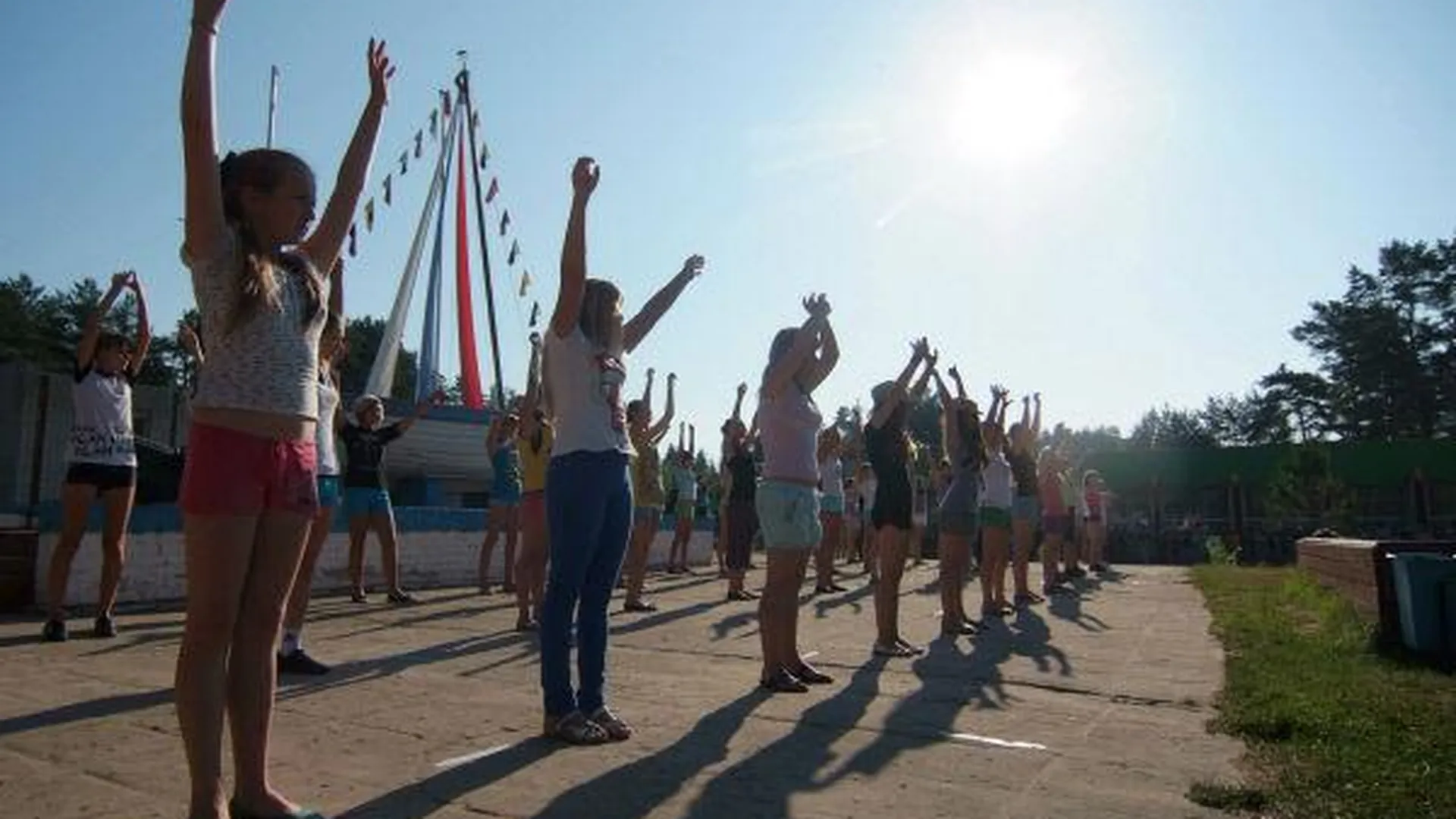 Три загородных и 39 городских лагерей будет работать в Подольске летом