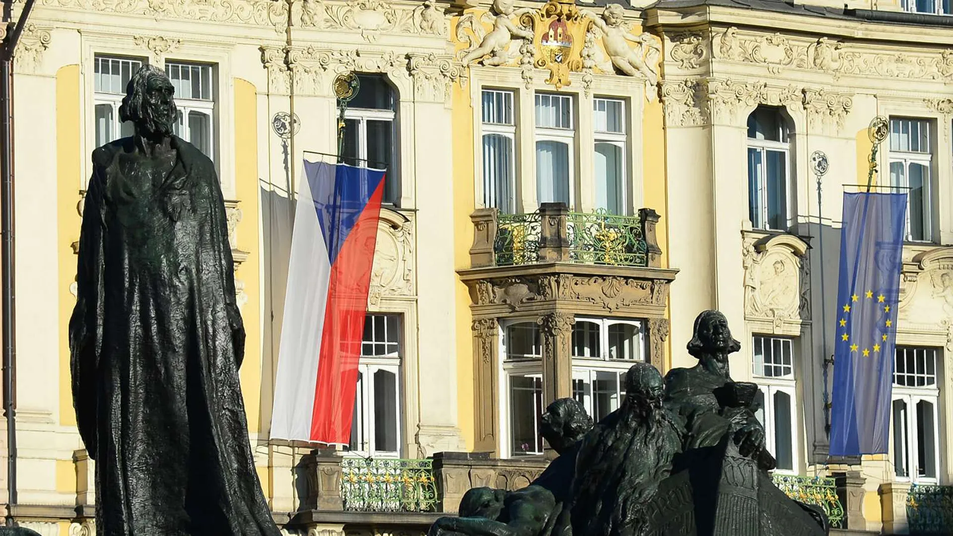Отношения России и Чехии продолжают обостряться. Хроника дипломатического кризиса