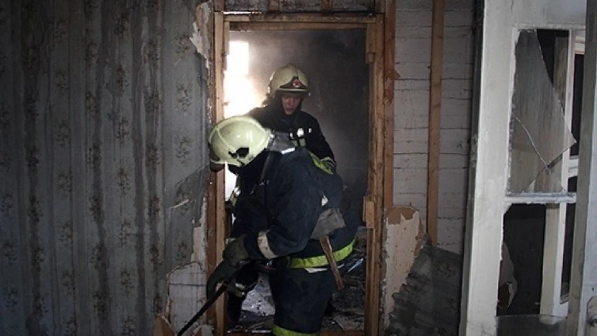 Человек пострадал при пожаре в квартире в городском округе Серпухов