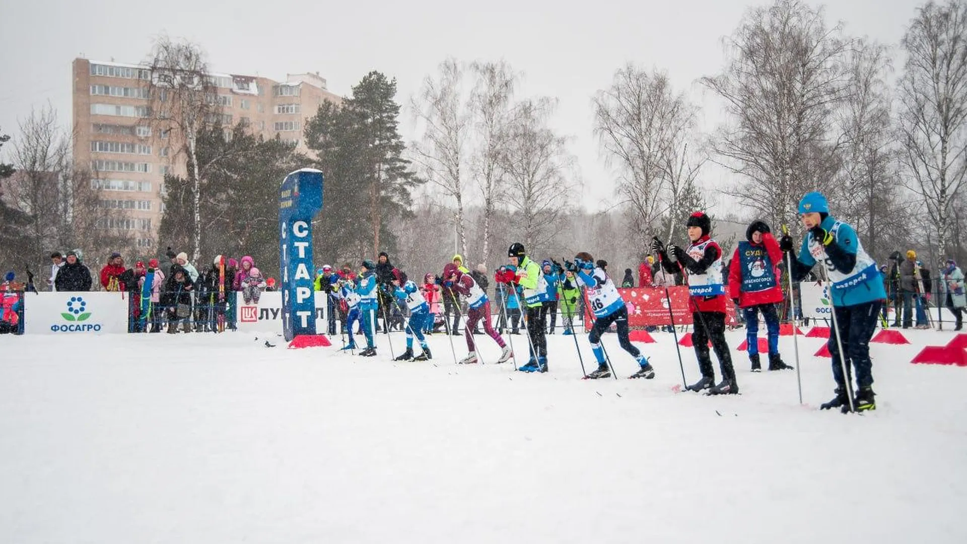 Более 800 юных спортсменов поучаствовали в лыжных гонках «Крещенские морозы»