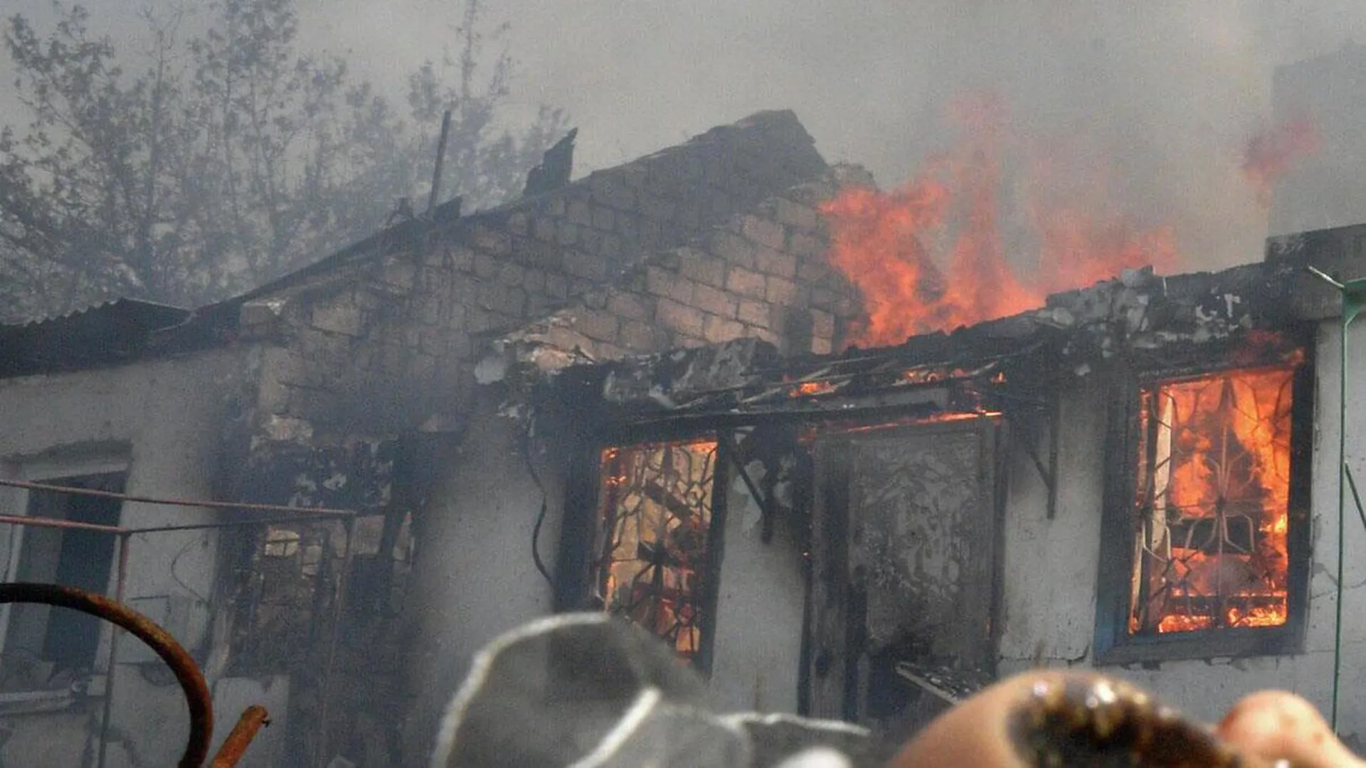 Один человек остался под завалами поврежденного ВСУ дома в Токмаке