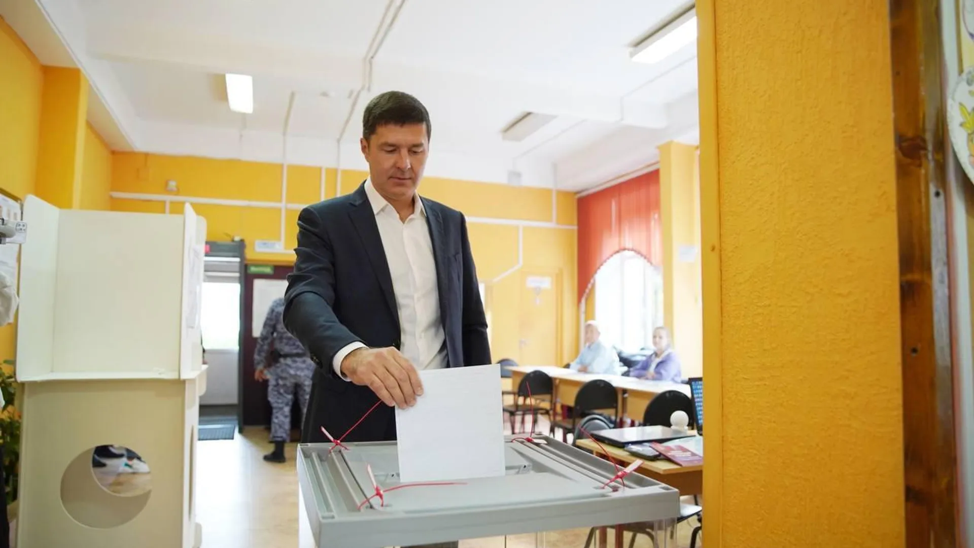 Глава подмосковных Люберец принял участие в выборах губернатора