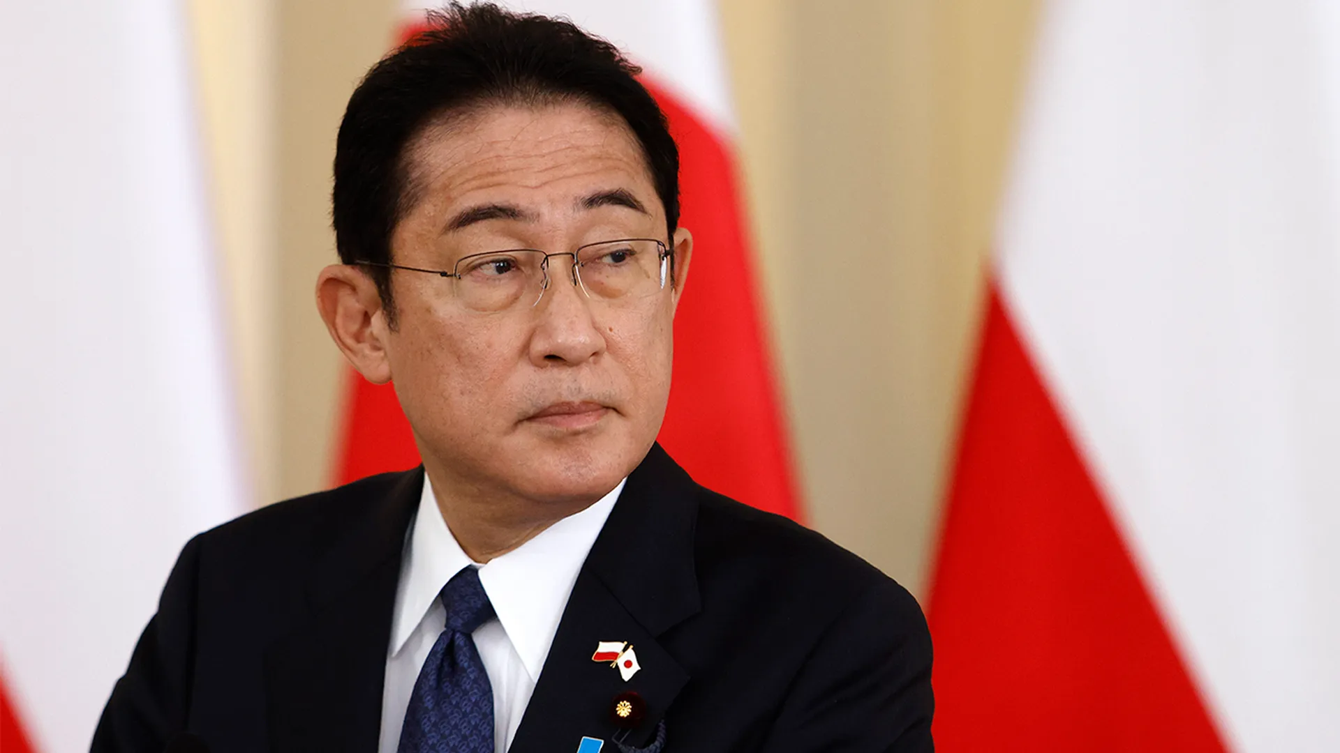 Выяснилось, кто может стоять за покушением на премьер-министра Японии